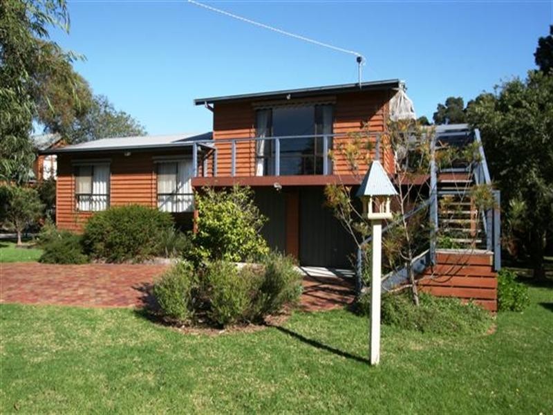 19 Driftwood Drive, Cowes VIC 3922