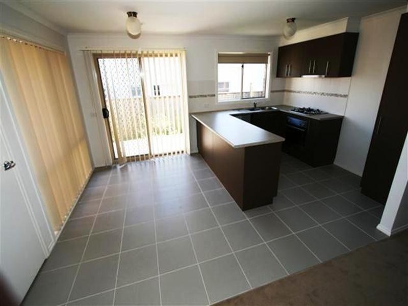 4/22 Currawong Close, Cowes VIC 3922