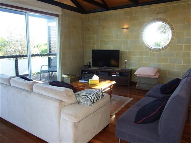 29 Dover Street, Sunderland Bay VIC 3922