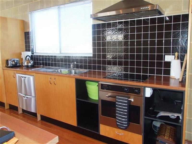 29 Dover Street, Sunderland Bay VIC 3922