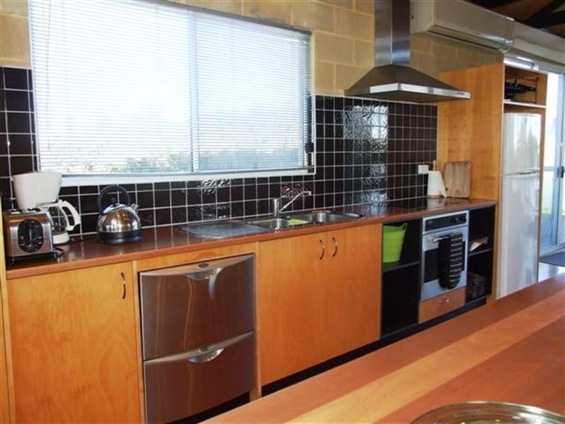 29 Dover Street, Sunderland Bay VIC 3922