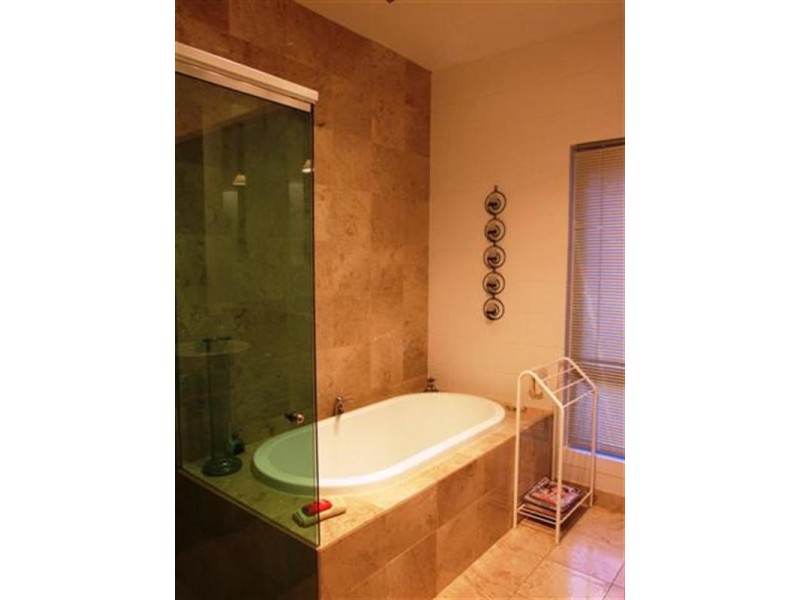 29 Dover Street, Sunderland Bay VIC 3922