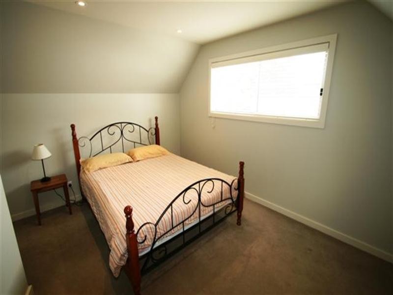 1/37 Stradbroke Avenue, Cowes VIC 3922