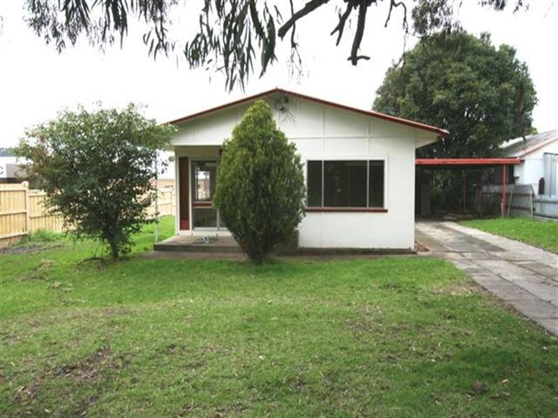 5 Grandview Grove, Cowes VIC 3922