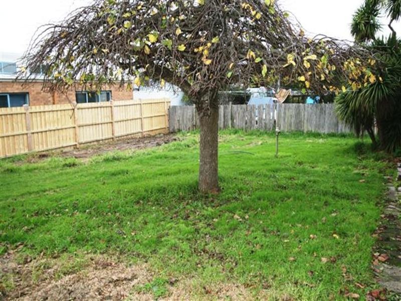 5 Grandview Grove, Cowes VIC 3922