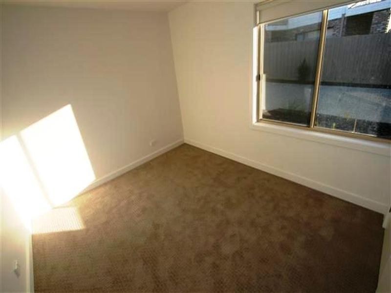 2/283 Settlement Road, Cowes VIC 3922