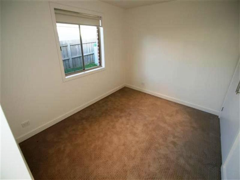 2/283 Settlement Road, Cowes VIC 3922