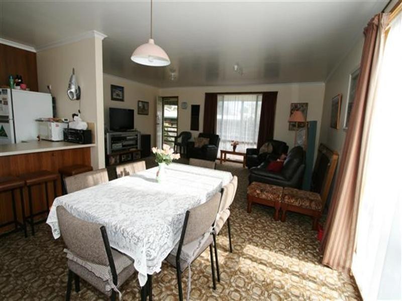 9 Boonderabbi Way, Cowes VIC 3922