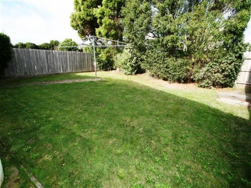 9 Boonderabbi Way, Cowes VIC 3922