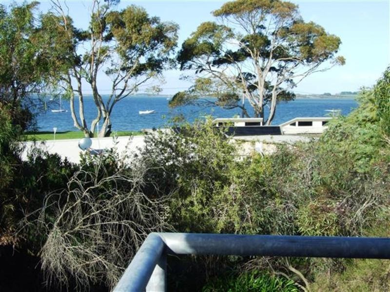 1/40 Walton Street, Rhyll VIC 3923