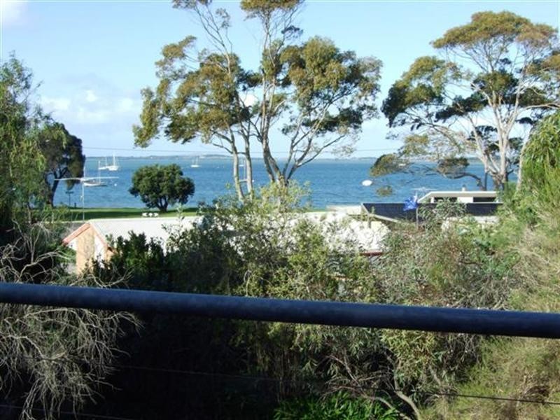 1/40 Walton Street, Rhyll VIC 3923