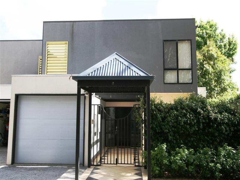2 Gordon Street, Cowes VIC 3922