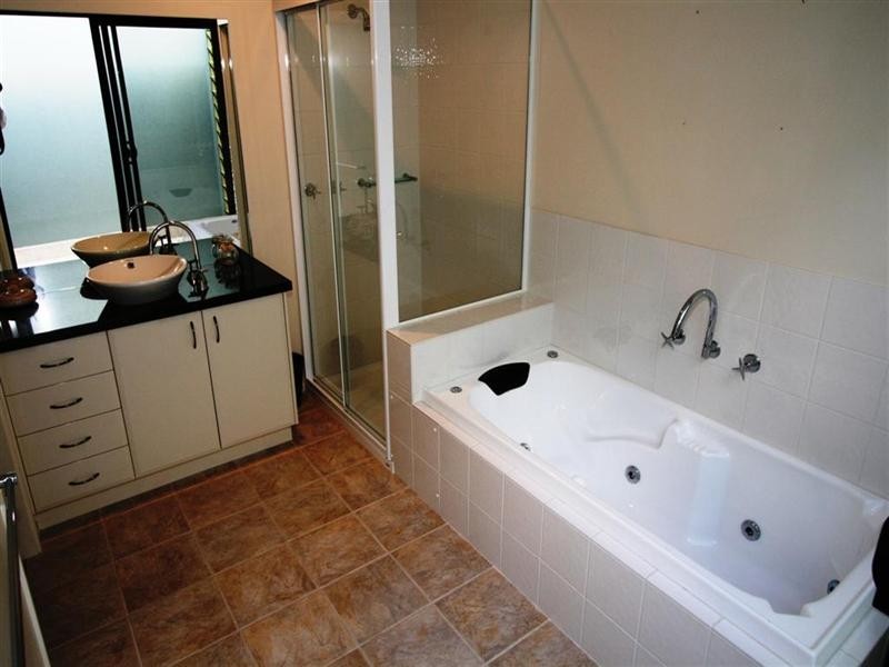 2 Gordon Street, Cowes VIC 3922