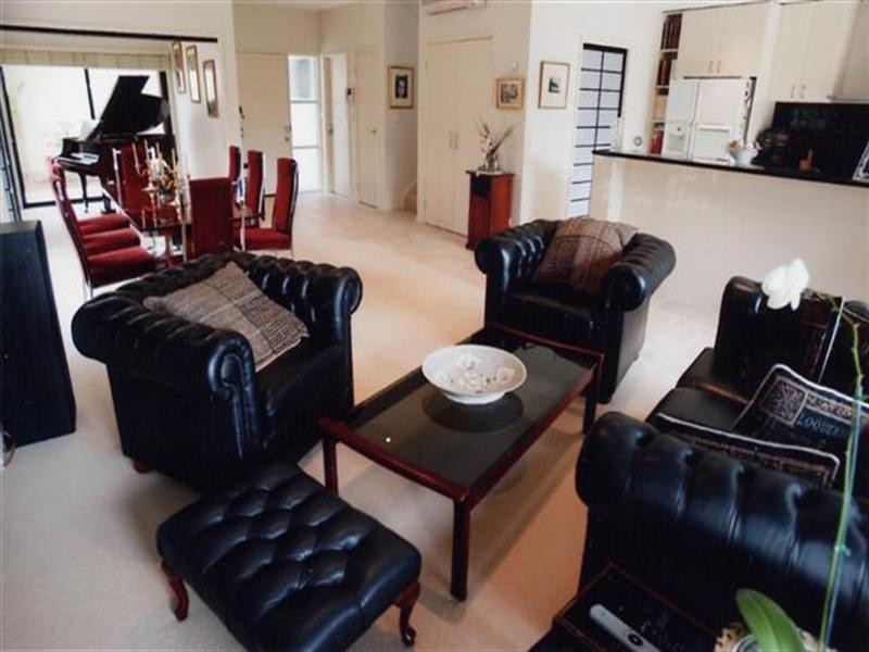 2 Gordon Street, Cowes VIC 3922