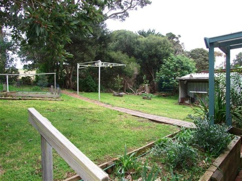 12 Rennison Road, Newhaven VIC 3925