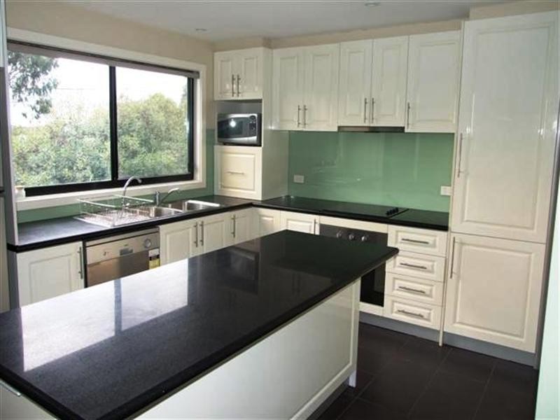 1A Sedgman Road, Wimbledon Heights VIC 3922