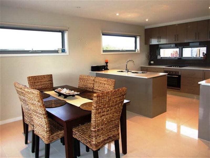 2/1a Stradbroke Crescent, Surf Beach VIC 3922