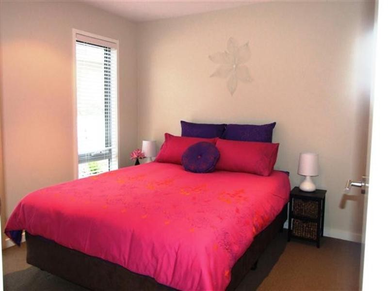 2/1a Stradbroke Crescent, Surf Beach VIC 3922