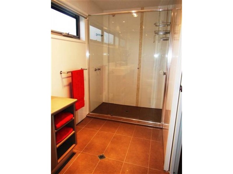 2/1a Stradbroke Crescent, Surf Beach VIC 3922