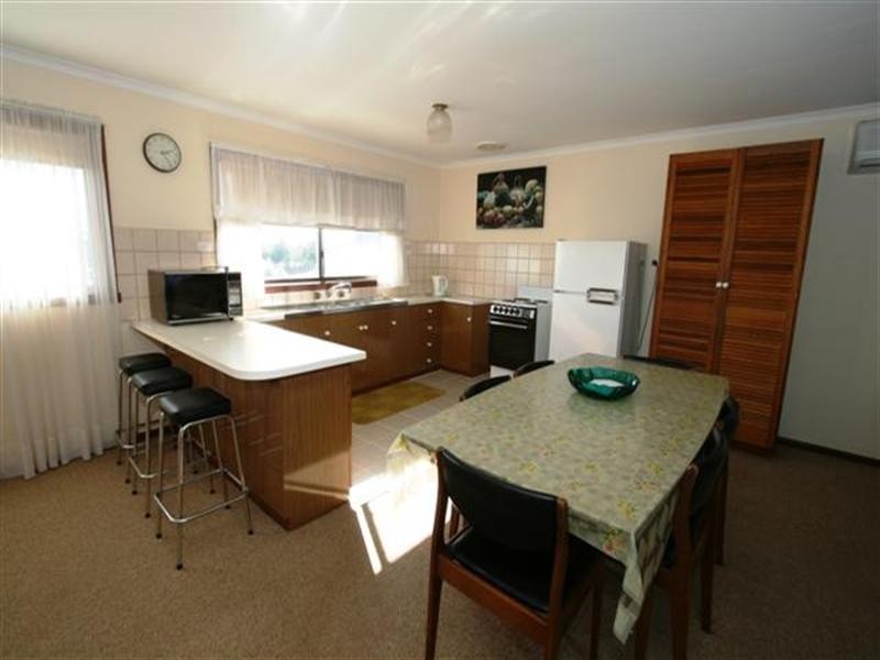 111 Justice Road, Cowes VIC 3922