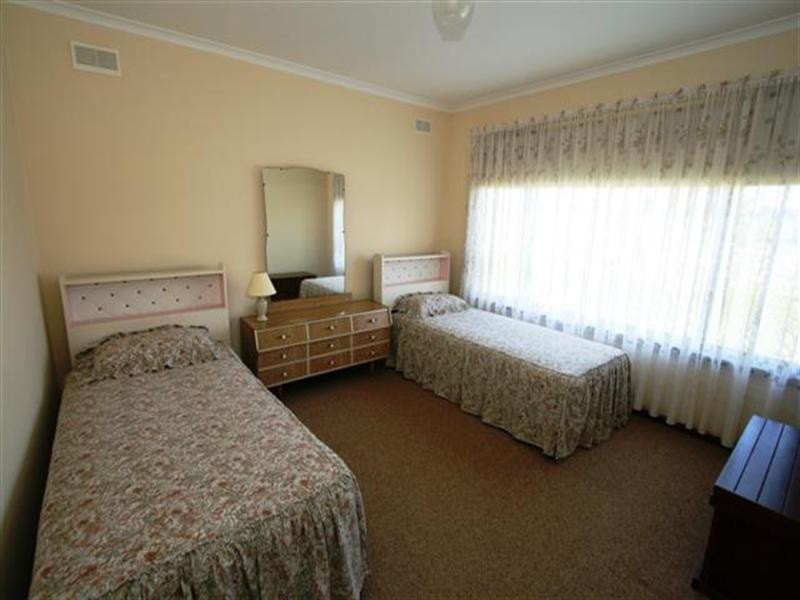 111 Justice Road, Cowes VIC 3922