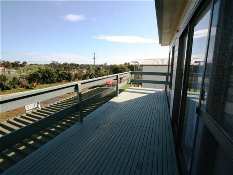 111 Justice Road, Cowes VIC 3922