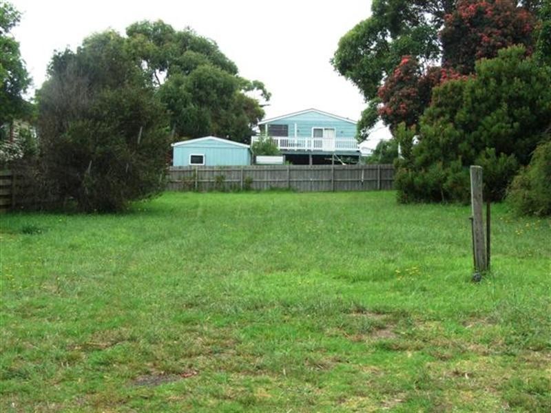 32 Terry Crescent, Wimbledon Heights VIC 3922