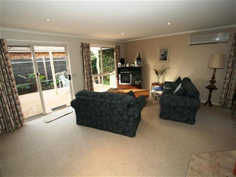 4/11 Fowler Grove, Newhaven VIC 3925