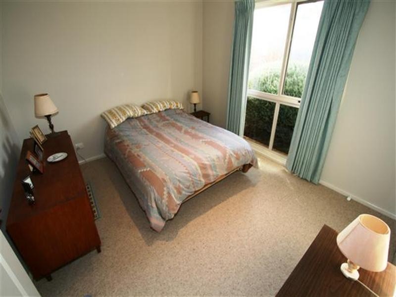 4/11 Fowler Grove, Newhaven VIC 3925