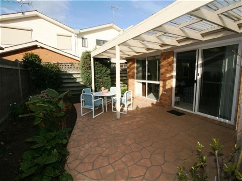 4/11 Fowler Grove, Newhaven VIC 3925