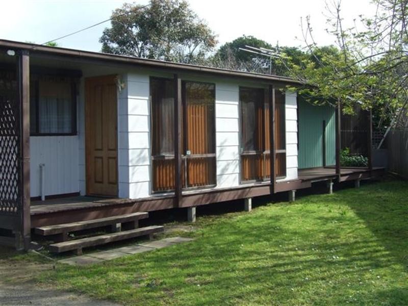 22 Monash Avenue, Cowes VIC 3922