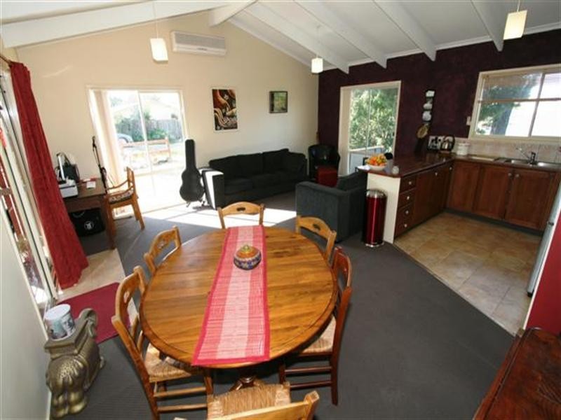 11 Happy Valley Drive, Sunset Strip VIC 3922