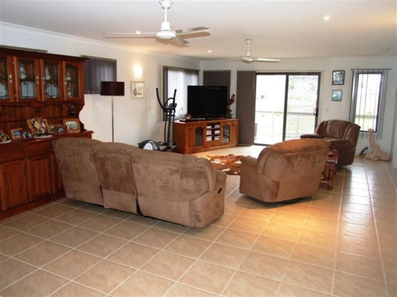 1 Kingfisher Way, Cowes VIC 3922