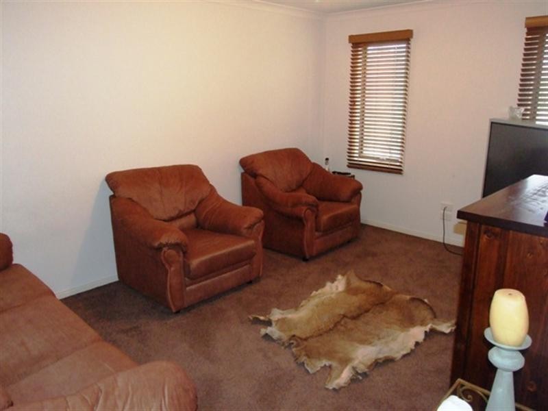 1 Kingfisher Way, Cowes VIC 3922