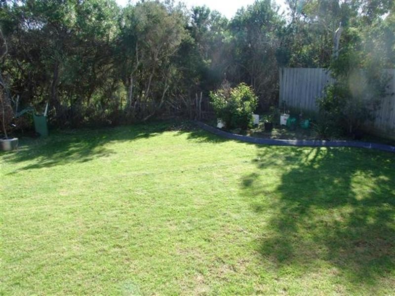 8 Golden Court, Sunset Strip VIC 3922