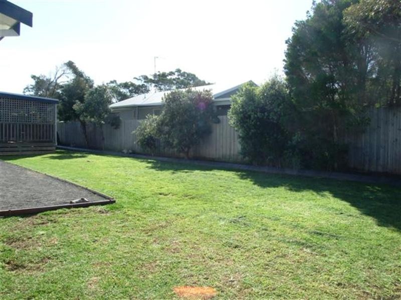 8 Golden Court, Sunset Strip VIC 3922