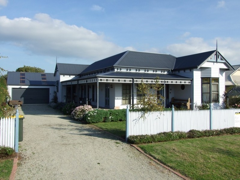 4 Robwood Court, Silverleaves VIC 3922