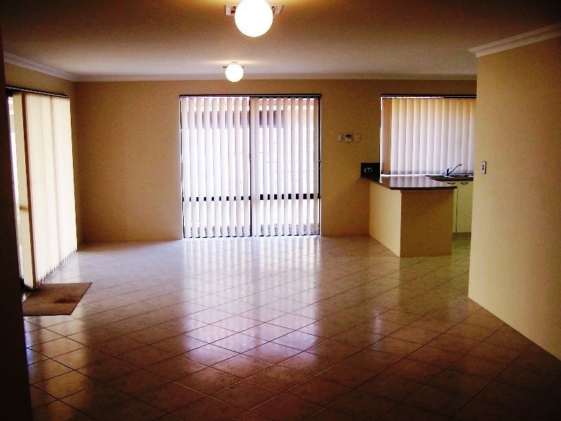 68 Buckingham Drive, PORT BOUVARD, Wannanup WA 6210