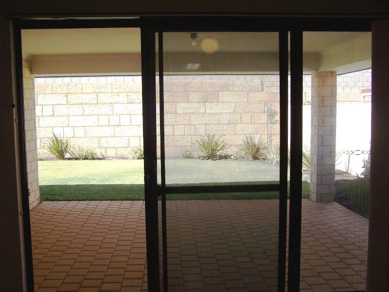 68 Buckingham Drive, PORT BOUVARD, Wannanup WA 6210