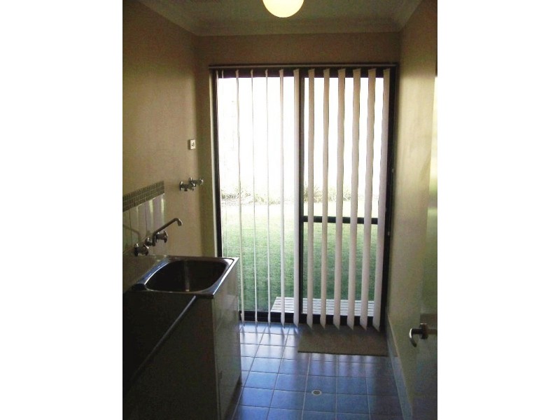 68 Buckingham Drive, PORT BOUVARD, Wannanup WA 6210