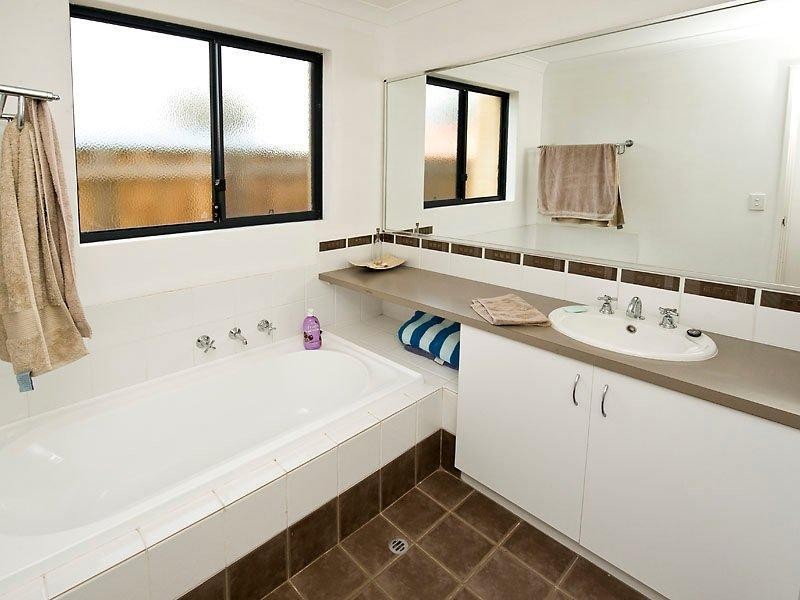 2 Firetail Lane, Erskine WA 6210