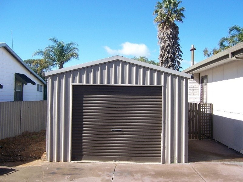 17 Merrivale Street, Wannanup WA 6210