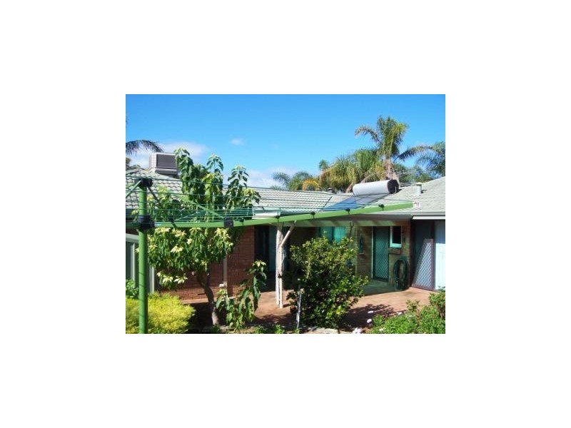 31 Elderberry Circle, Halls Head WA 6210