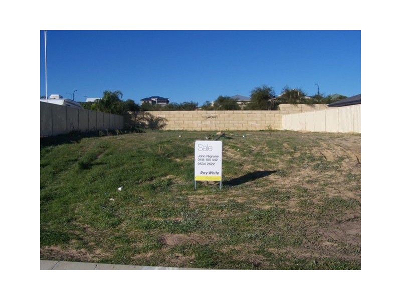 64 Albany Drive, Dawesville WA 6211