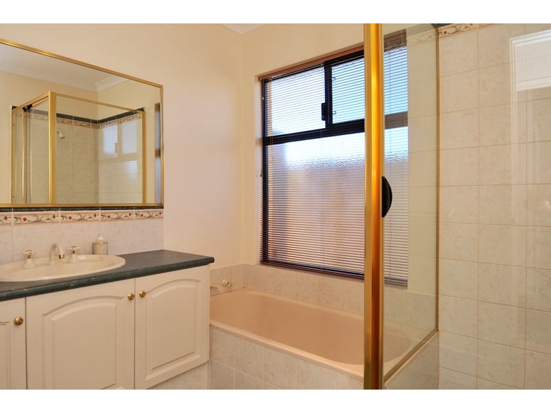 34 Beachview Court, Wannanup WA 6210