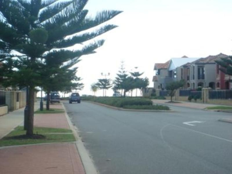 28 Westview Pde, PORT BOUVARD, Wannanup WA 6210