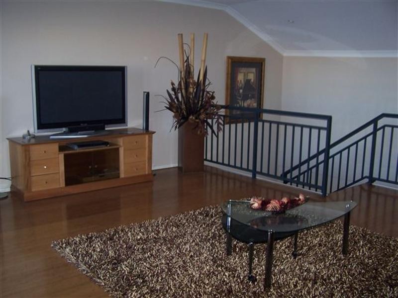 2/7 Village Mews, Wannanup WA 6210