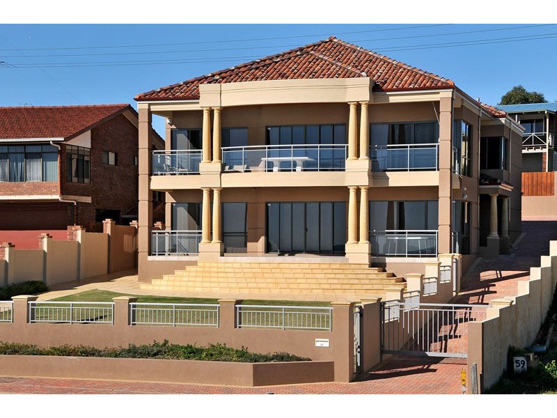 61 Spinaway Parade, Falcon WA 6210