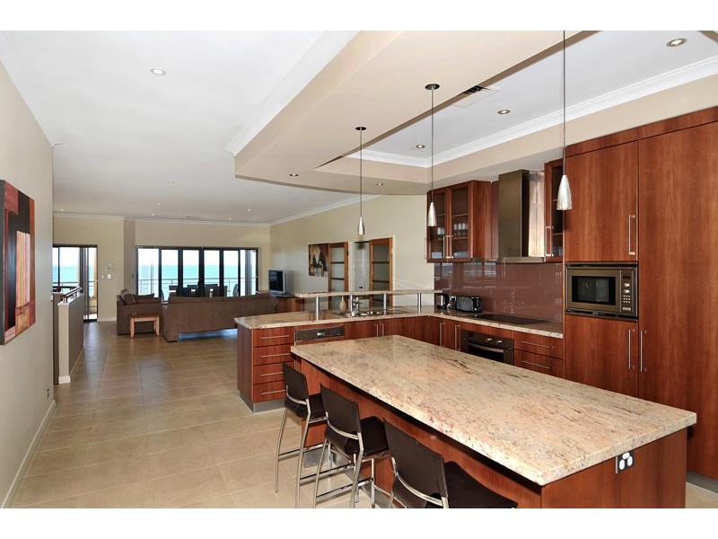 61 Spinaway Parade, Falcon WA 6210