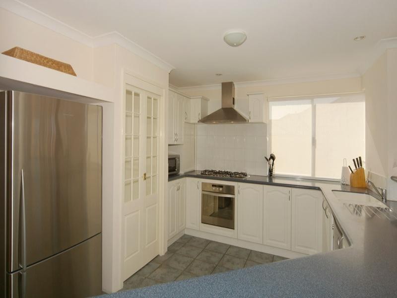 74 Voyager Close, Wannanup WA 6210